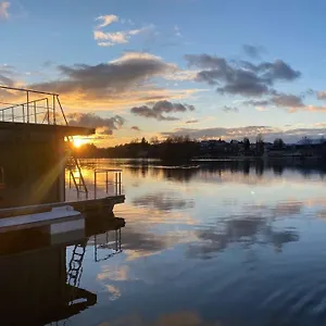 Botel Waidlerland Hausboot 1, Waldkirchen